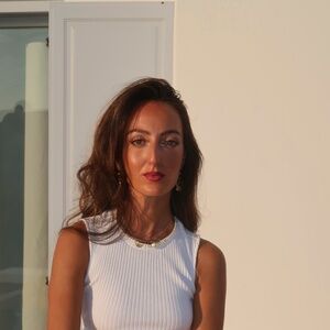 Meet your Posher, Klodiana